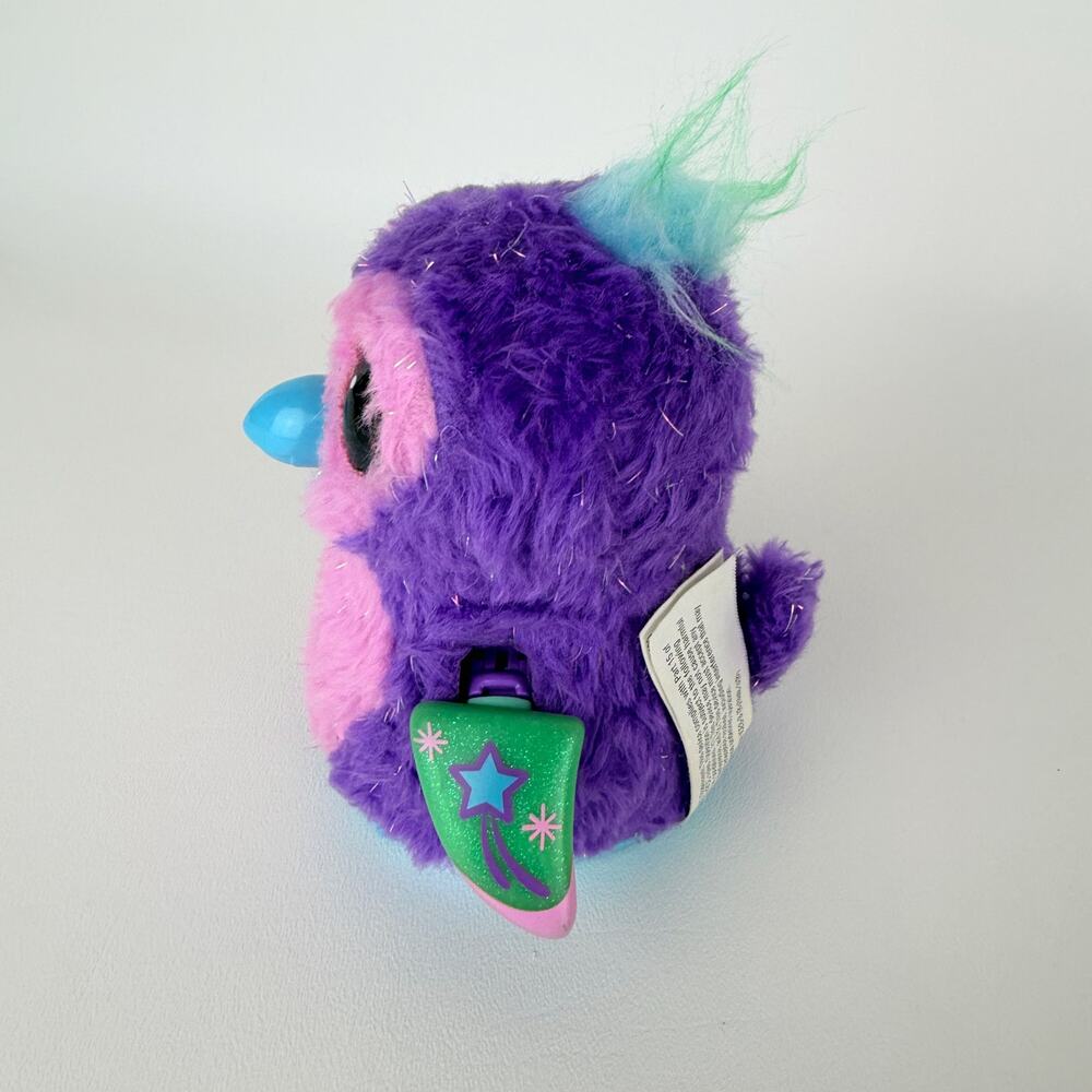 Spin Master Hatchimals 2017 Glittering Garden Penguala‎ interactive plush toy. - Picture 4 of 12